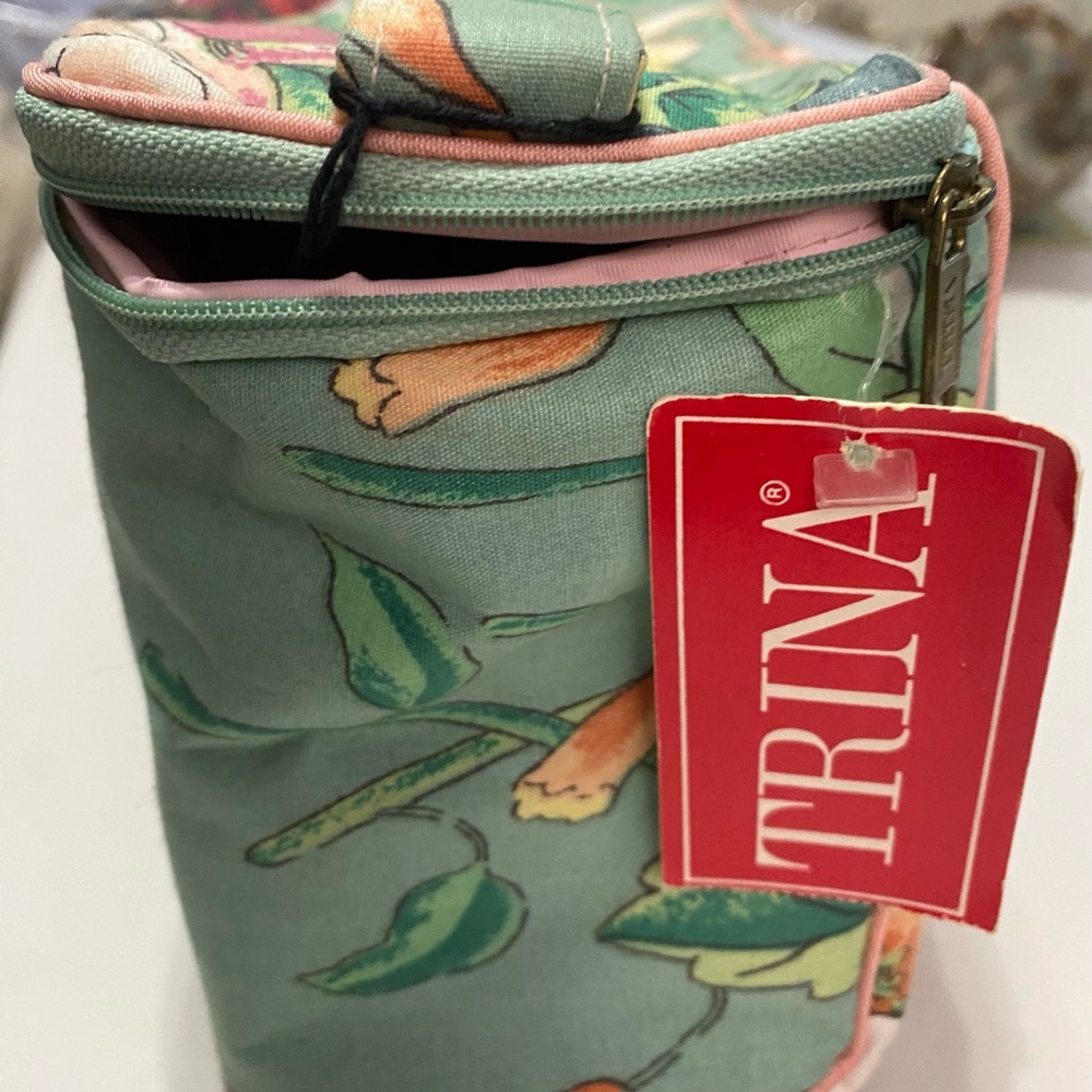 Vintage Trina Cosmetic Organizer Green and Pink Cosmetic Bag - Picture 9 of 10